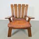 Fauteuil en bois brutaliste avec revêtement en cuir marron, Allemagne, années 1960.