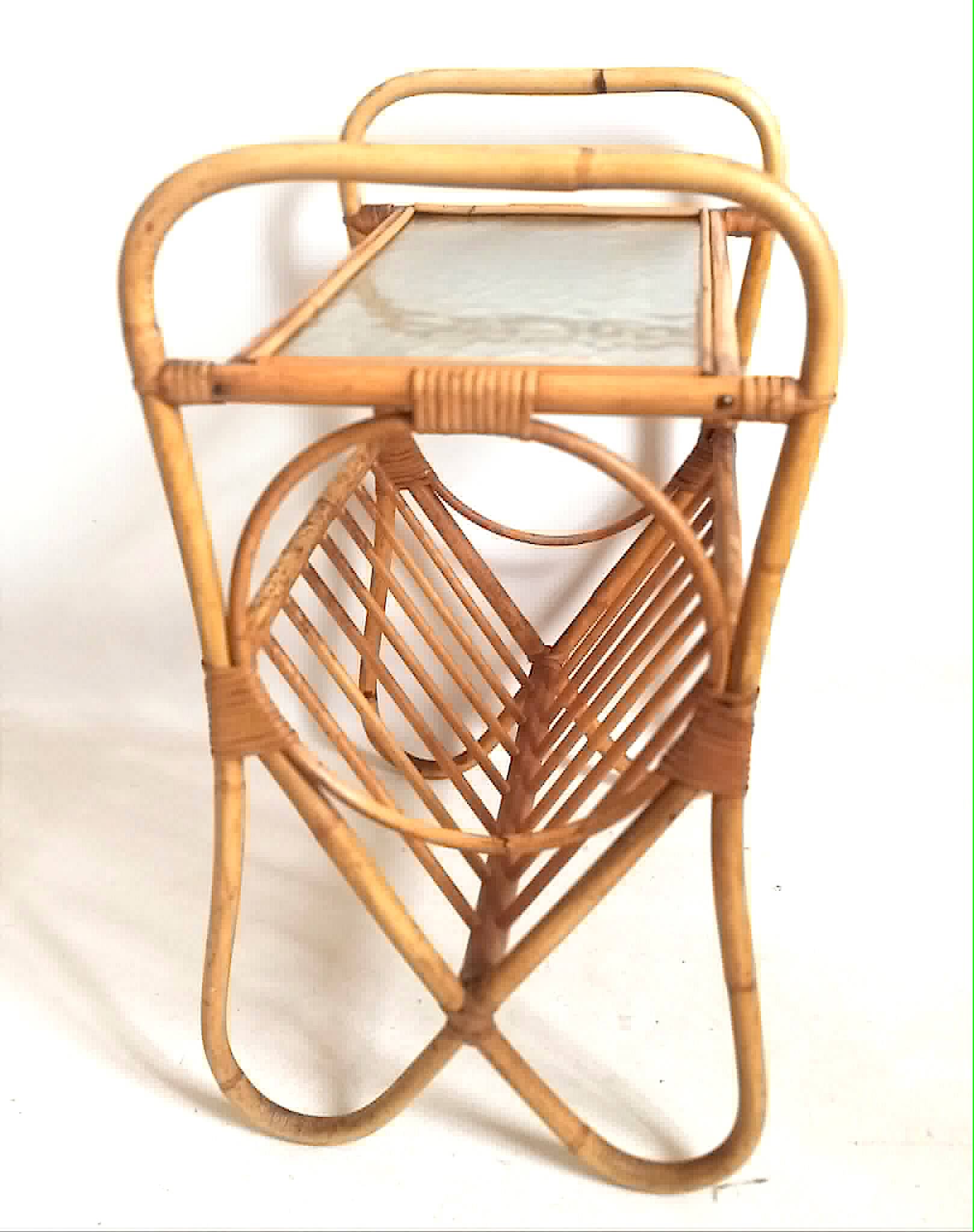 Table d'appoint et porte journaux Anées 60