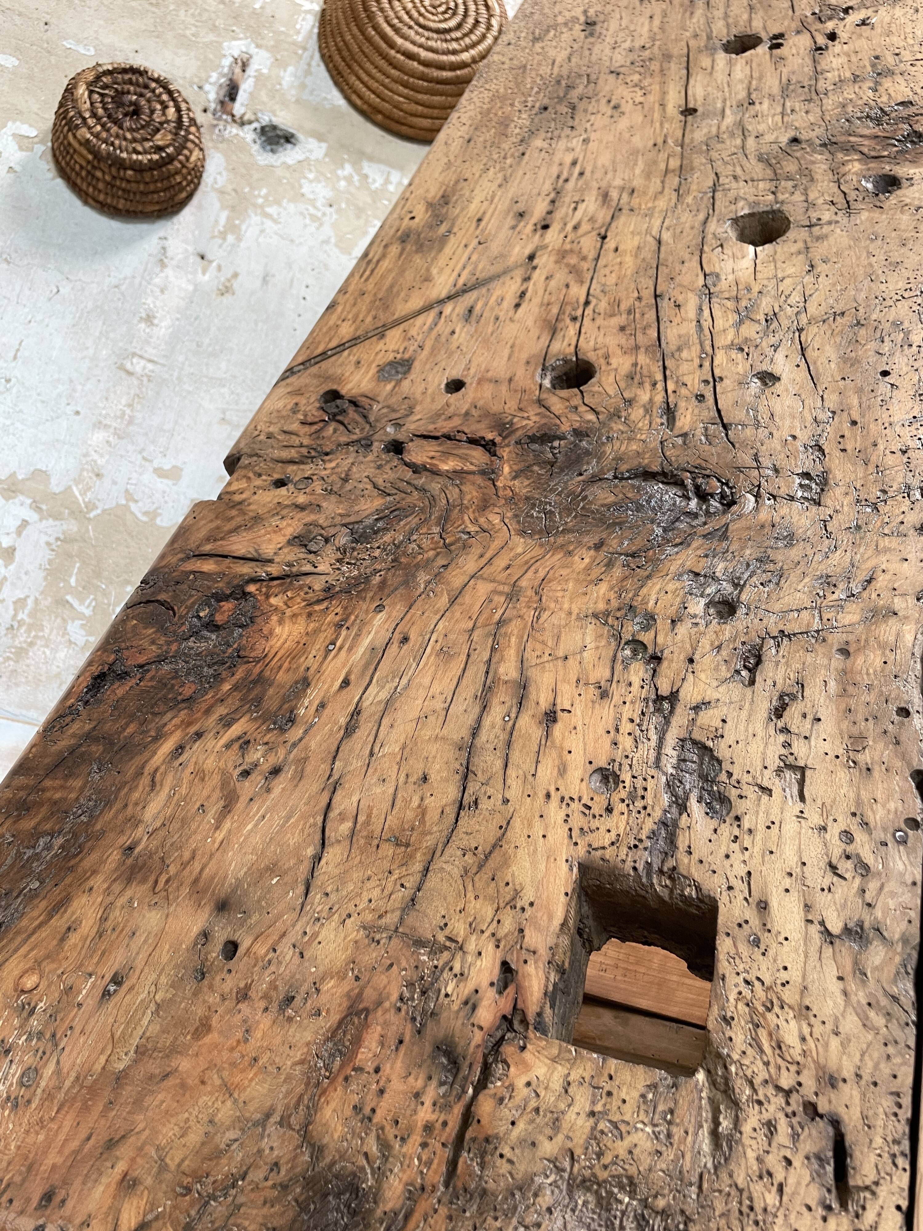 Solid wood carpenter's workbench