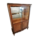 Meuble en bois et vitre
