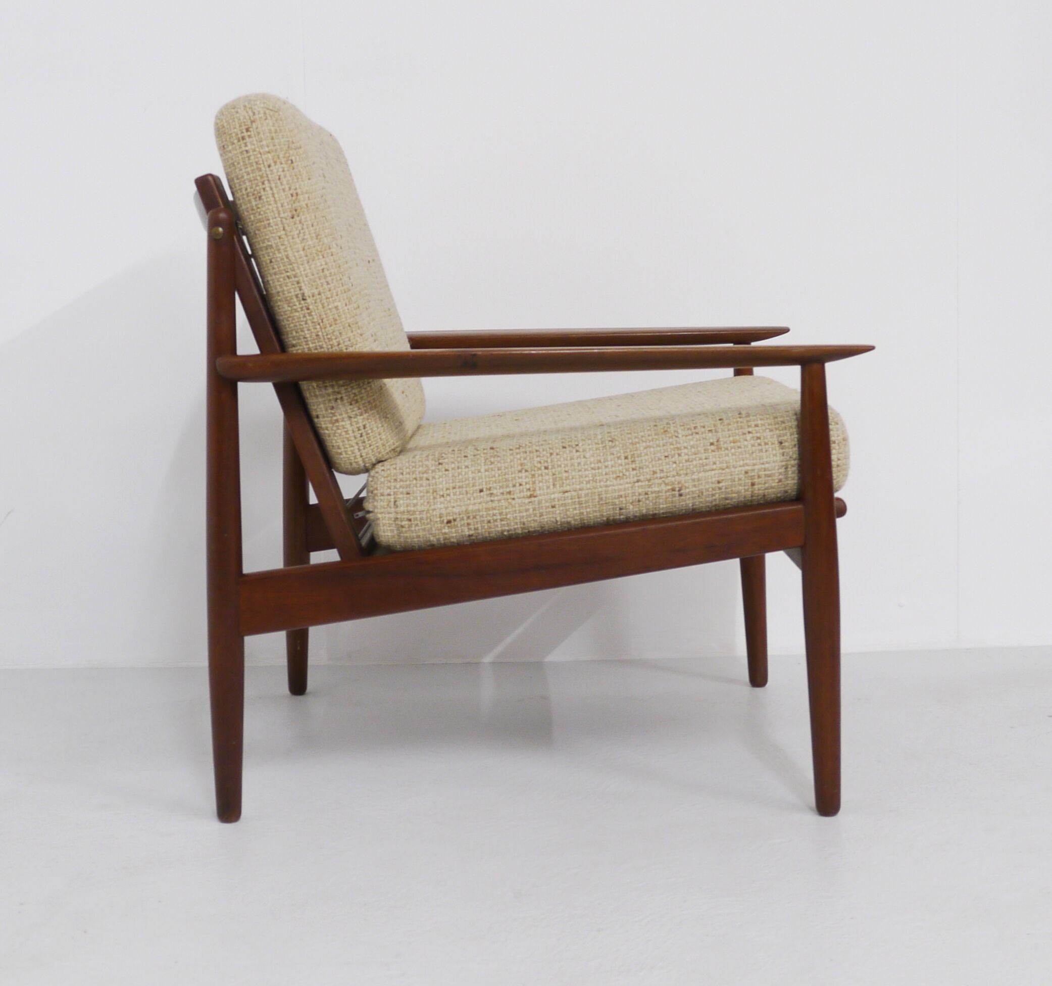 Pair of Easy Chairs by Svend Åge Eriksen for Glostrup