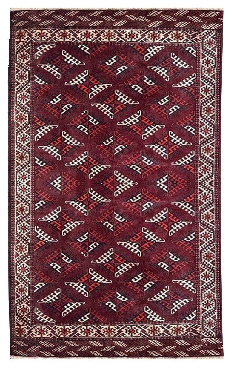 Turkmen Bukhara Yomud Rug: 3.10 X 2.08 Meters