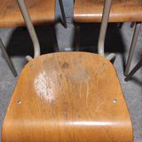 Lot of 6 school chairs