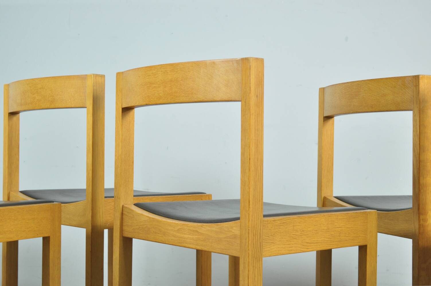 Vintage oak DUTCH DESIGN dining chairs in modern minimalist style, 1960s