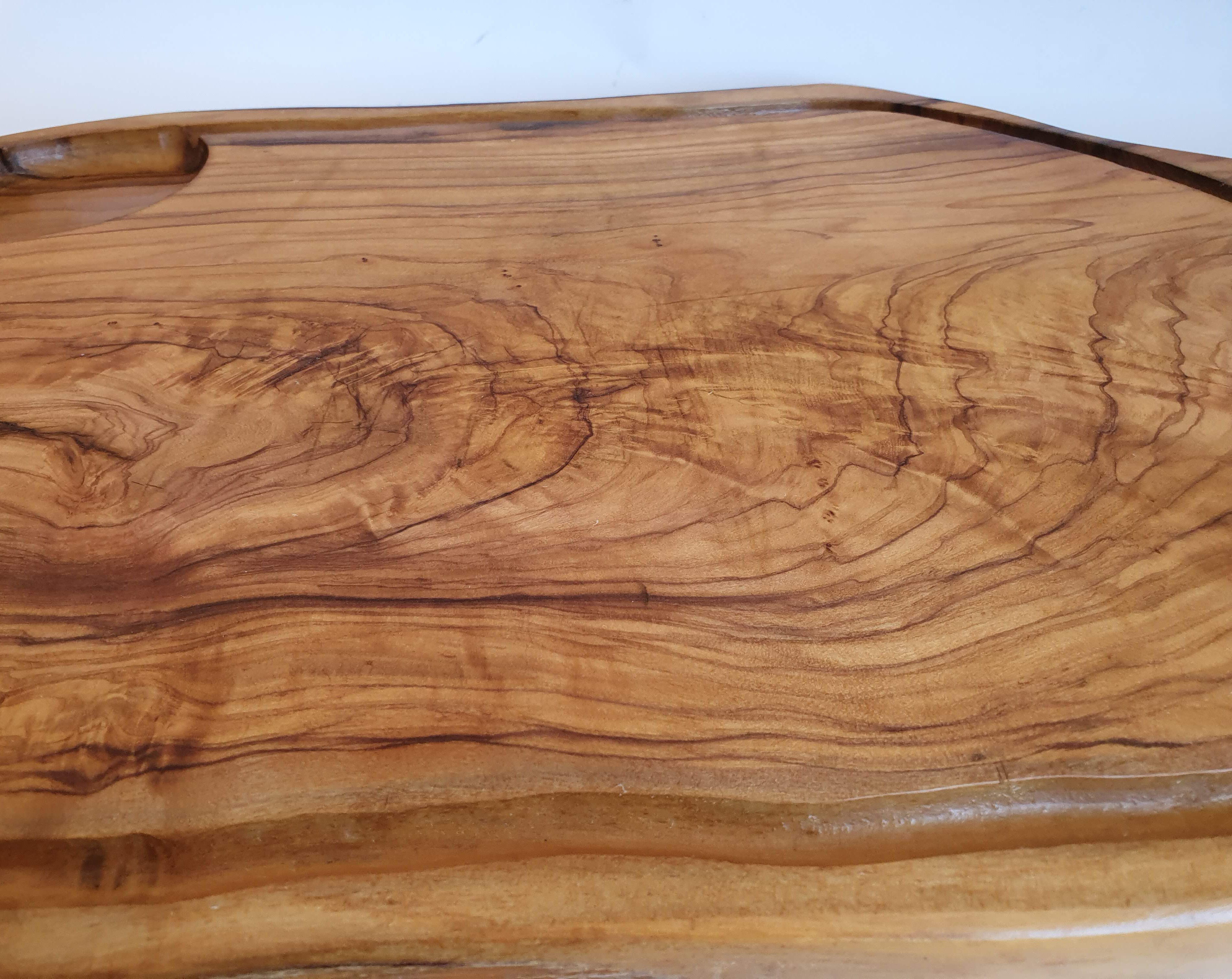 Olive wood cutting board