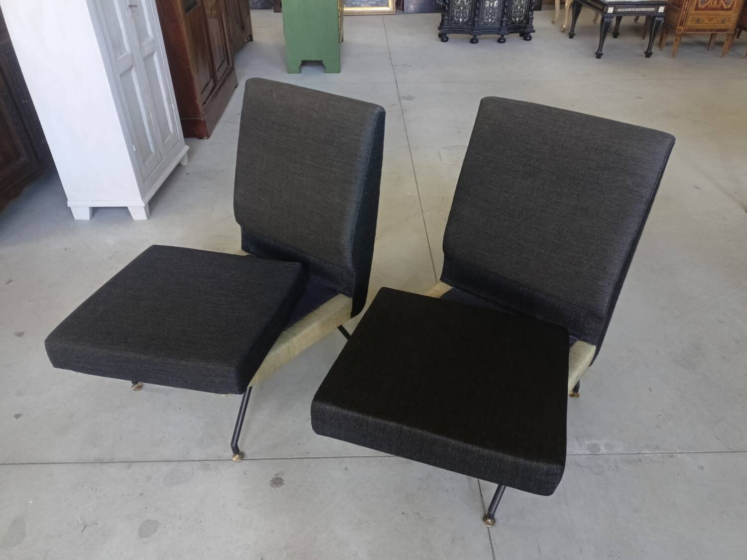 Pair of vintage armchairs from the 1950s – modernist spirit