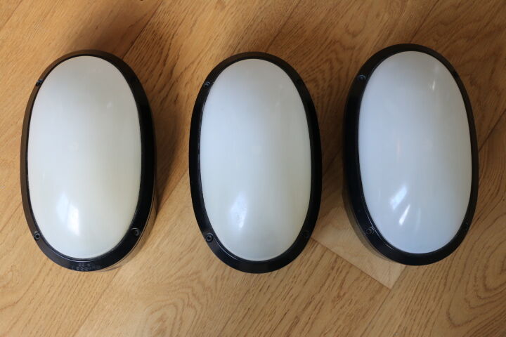 Italian aluminium cast iron sconce