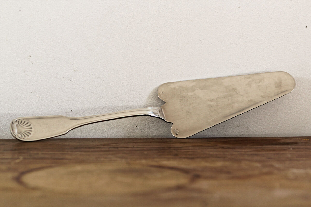 Christofle pie shovel, silver metal