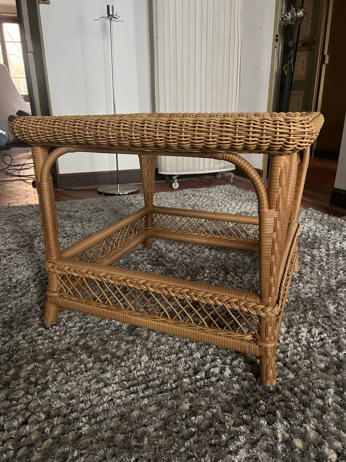 Table base design point