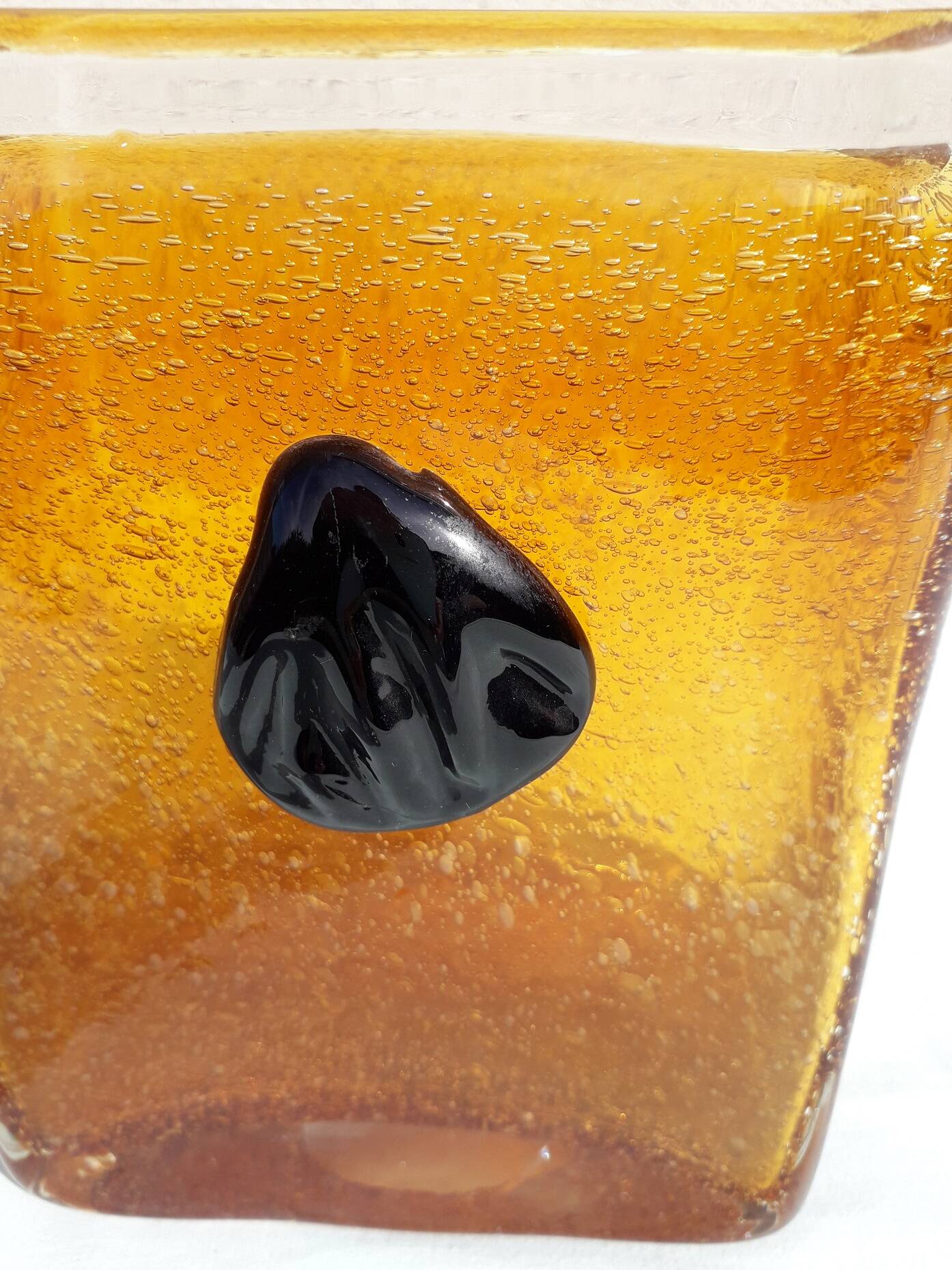 Glass vase