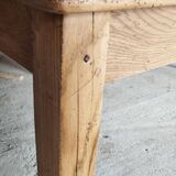 Rustic farmhouse table in solid oak with antique patina finish 200 x 90
