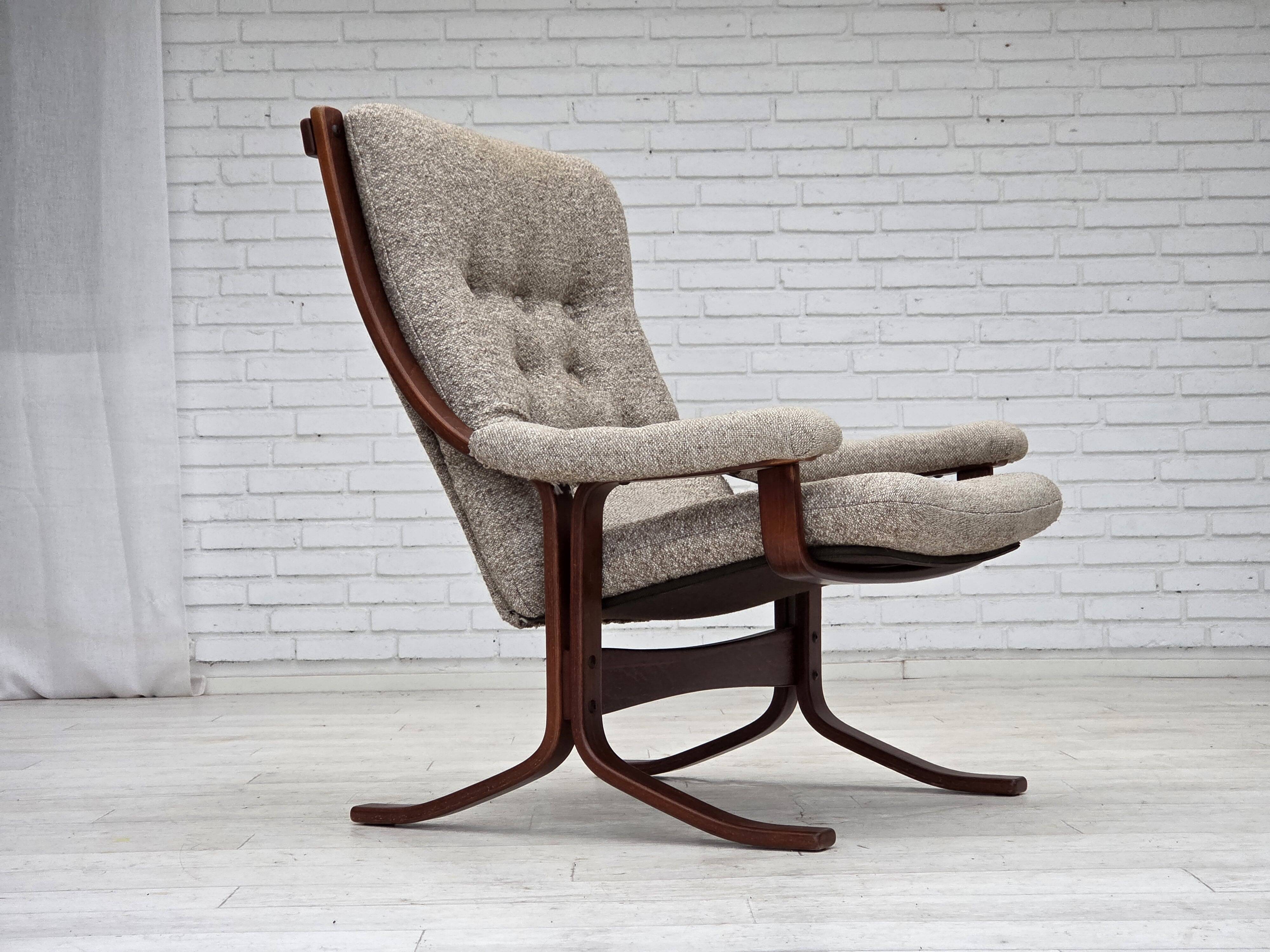 1970s, Norwegian design armchair, blend wool fabric, bent wood.