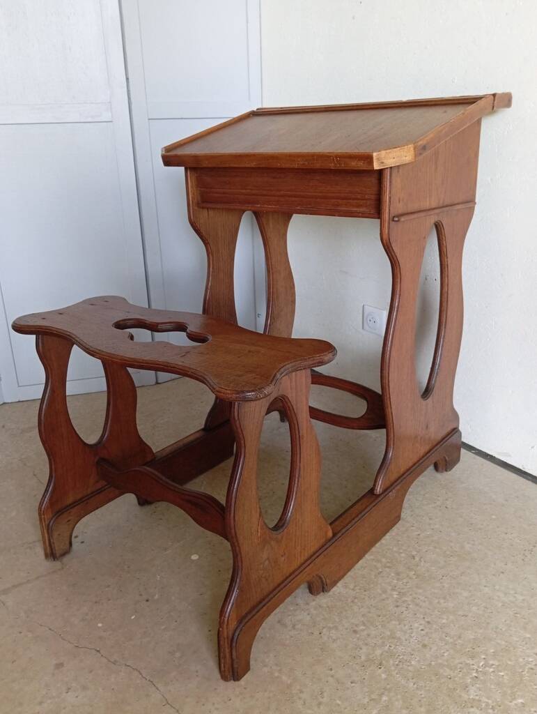 1900s oak desk with interior paint