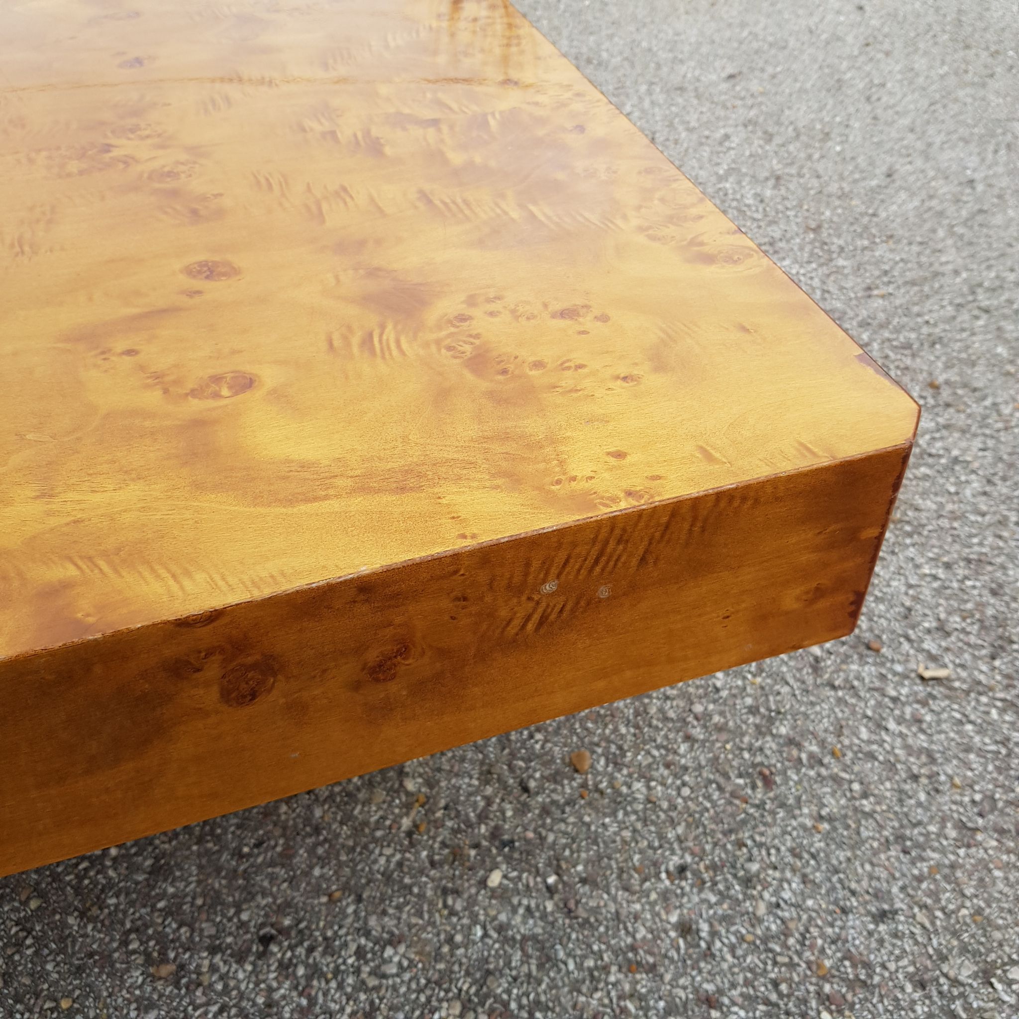 Sofa tip or coffee table