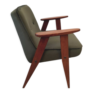 Fauteuil en velours vert,
