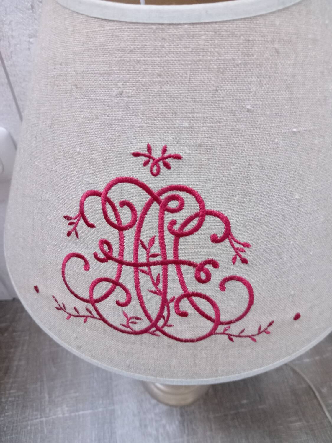 Table lamp