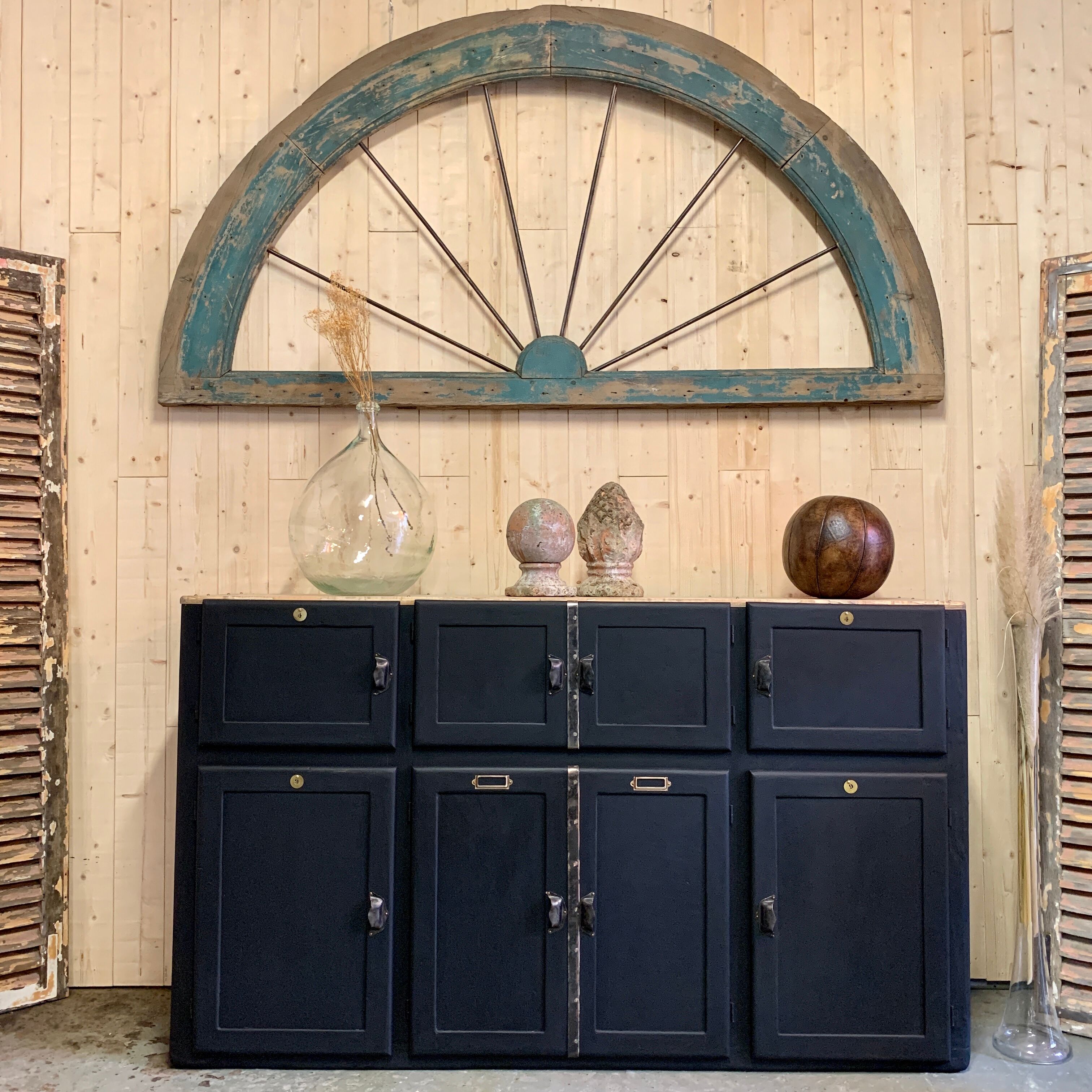 Black workshop buffet 1930