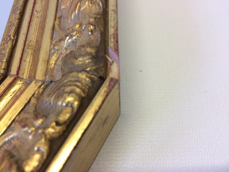 Mirror framing golden resin