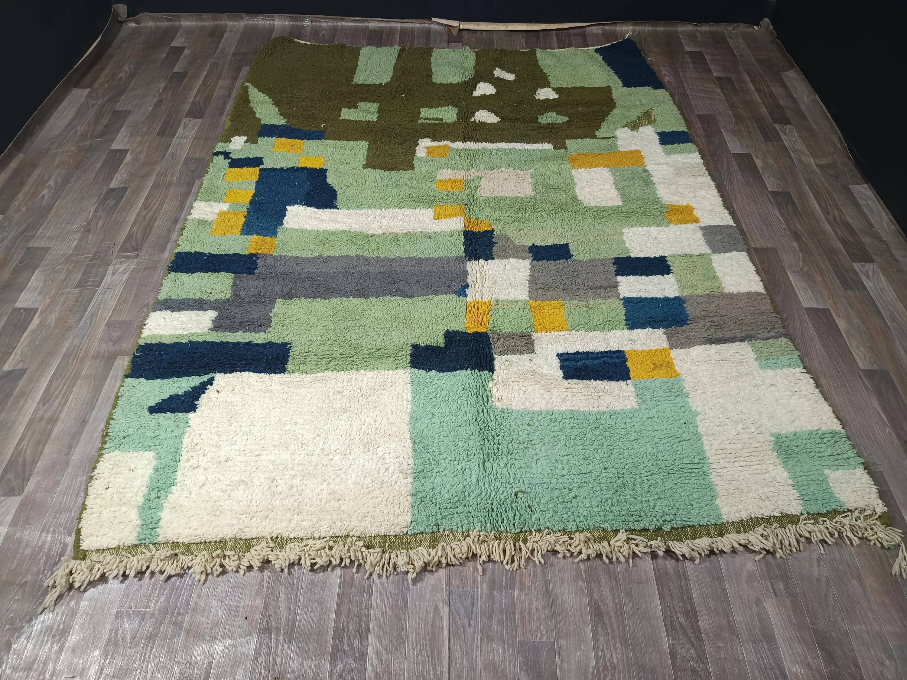 Handwoven Moroccan rug 3 x 2 m