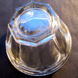 Nineteenth jam jar in well-flared glass, 8 flat ribs
