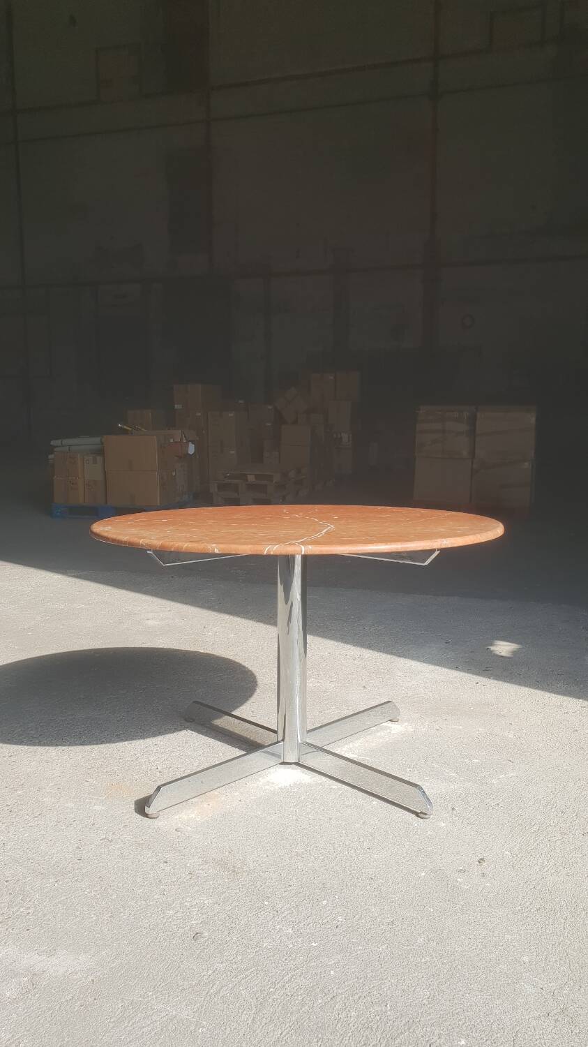 Round dining table Roche Bobois 1970