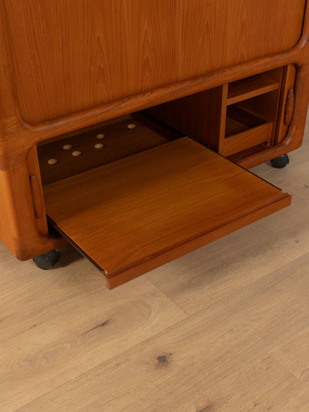 1960s Bar Cabinet, Dyrlund