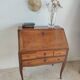 Bureau de pente en bois naturel
