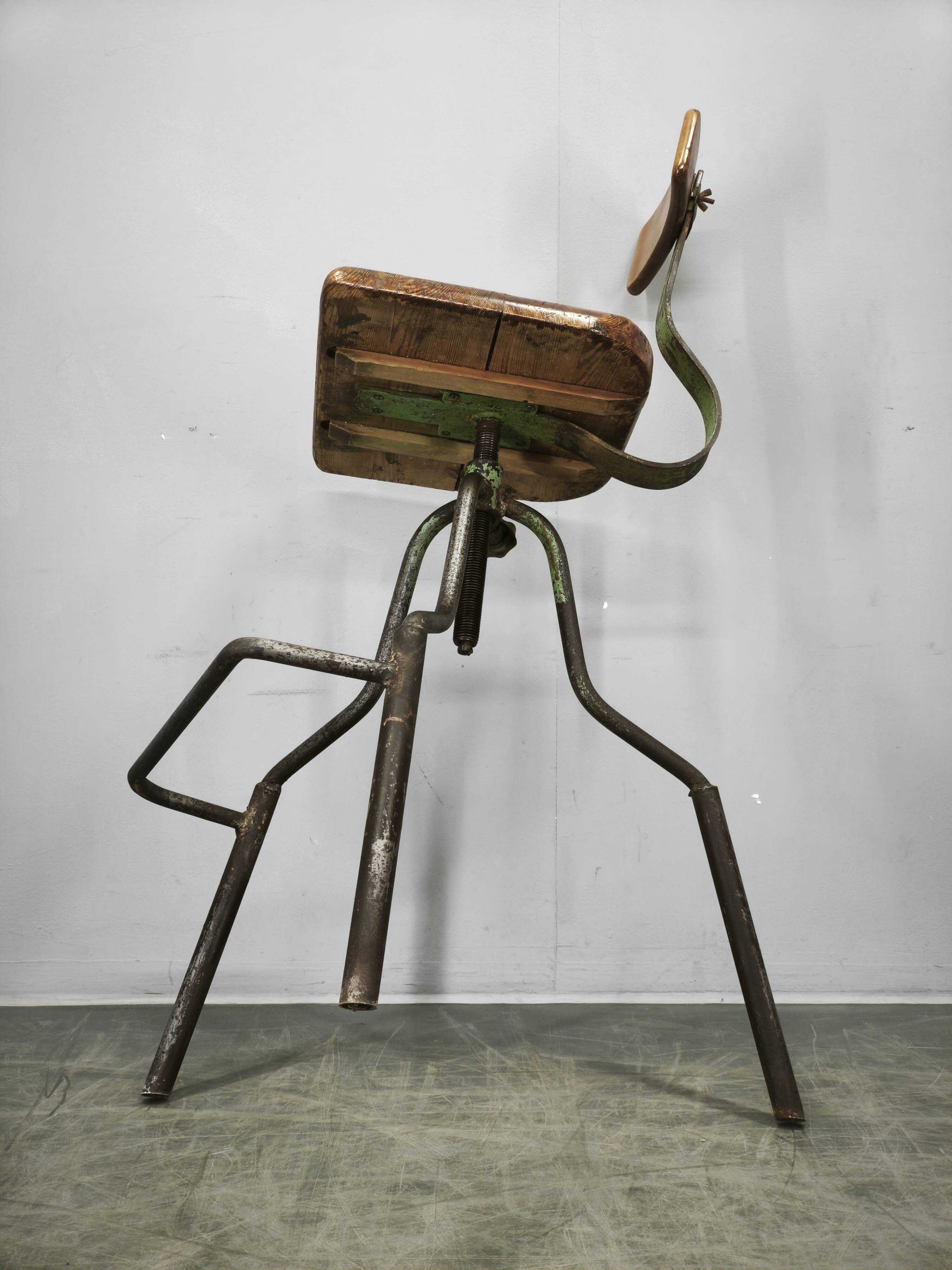 1940s Czechoslovak Industrial Height Adjustable Swivel Workshop Chair
