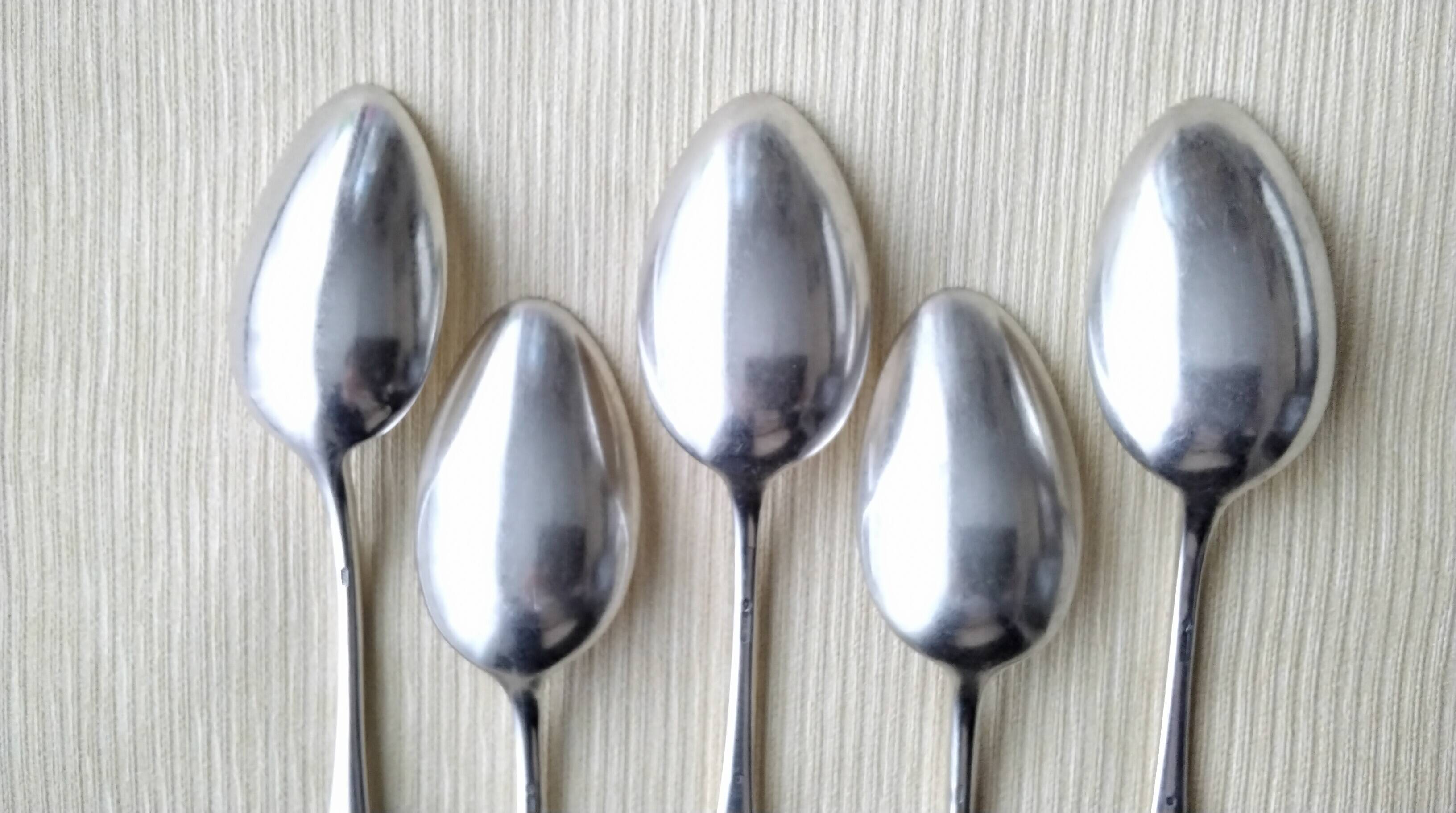 Set of 5 silver-plated metal soup spoons, Uniplat model