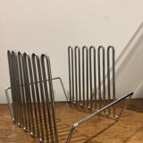 Chrome metal magazine rack 70
