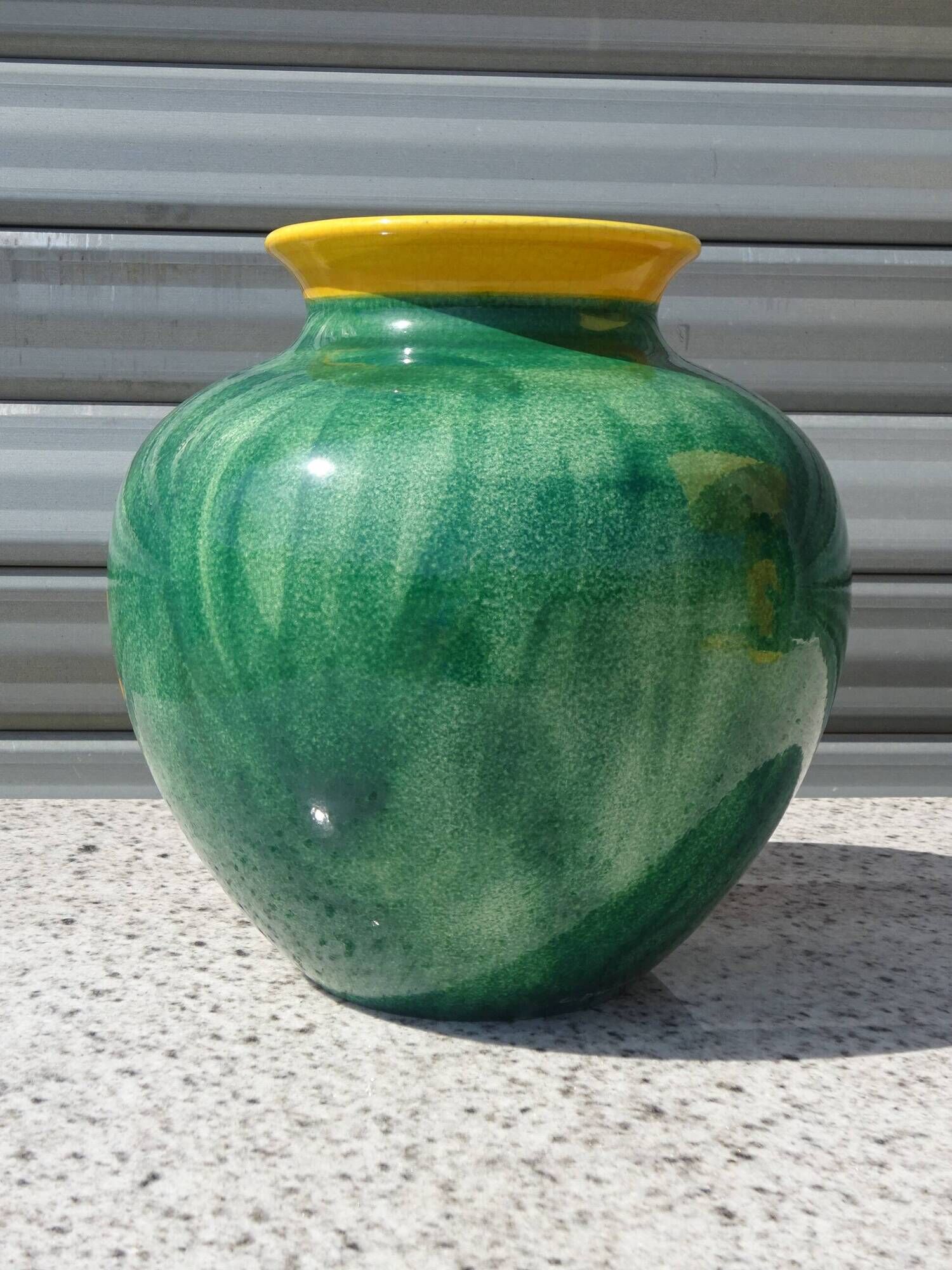 Ceramic lamp L. Drimmer with vase and matching plate.