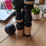 Lot of 3 pins and a black and rough ball