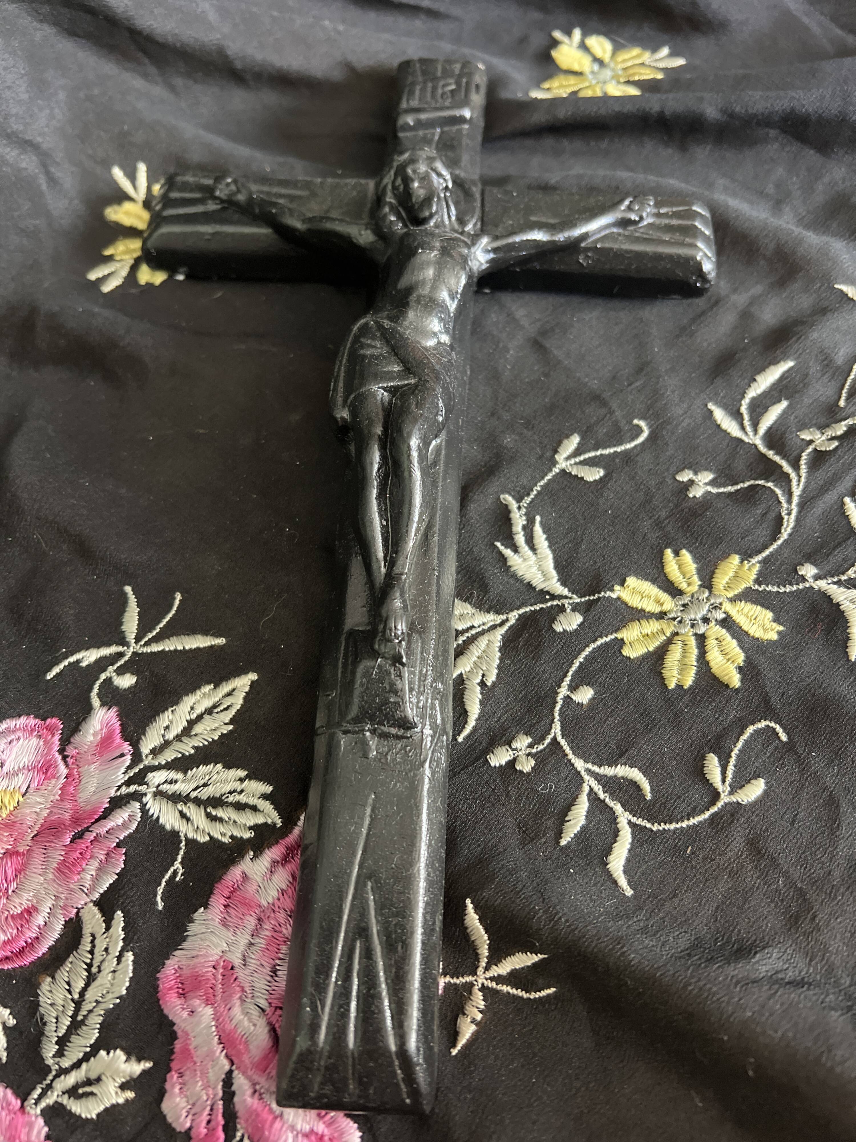 Cross