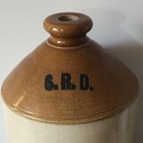 Two-coloured glazed sandstone pot SRD