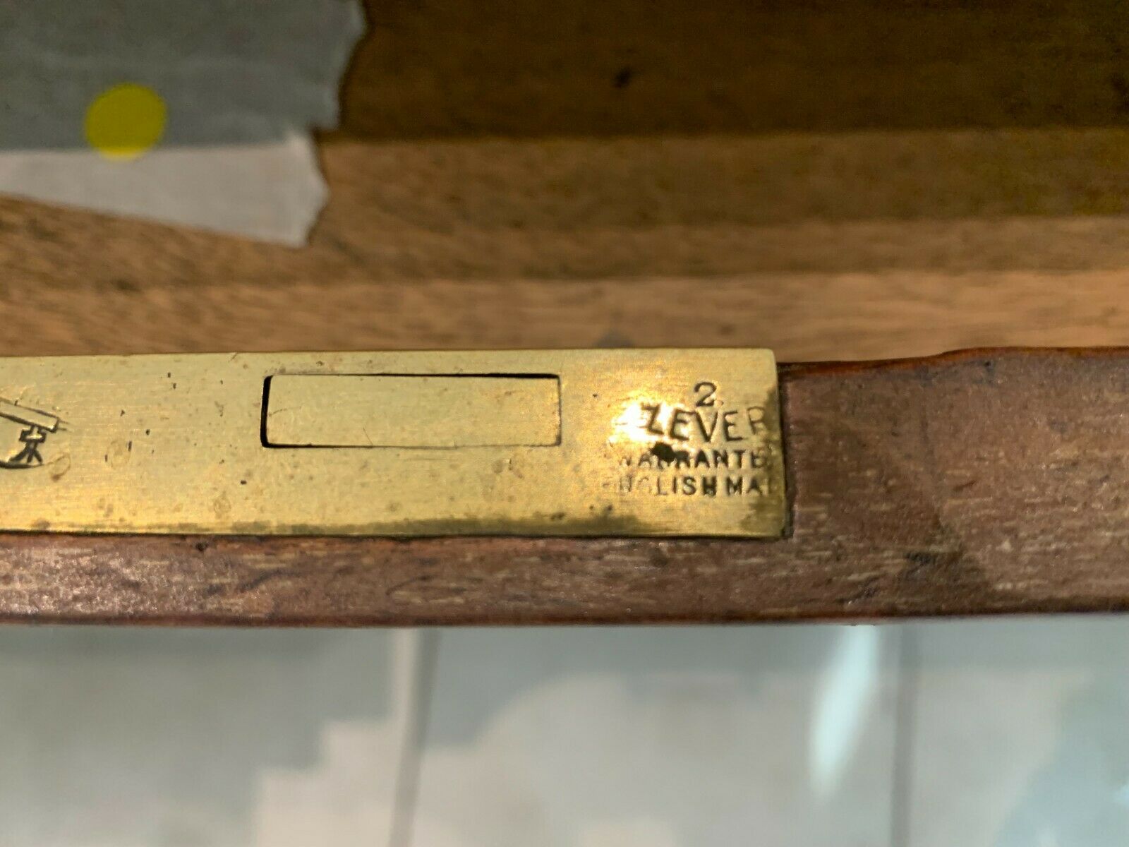 Desk and its rotating armchair England XIX century