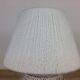 Lampe boule art déco, céramique crispée blanche, abat jour laine