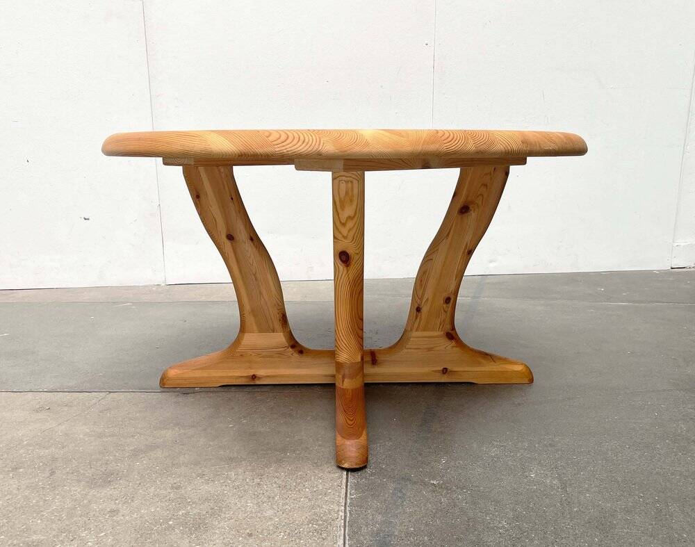 Vintage pine coffee table by Burchardt Nielsen, 1970s.
