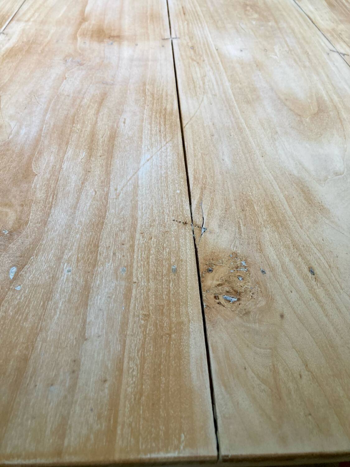 Dining table or desk