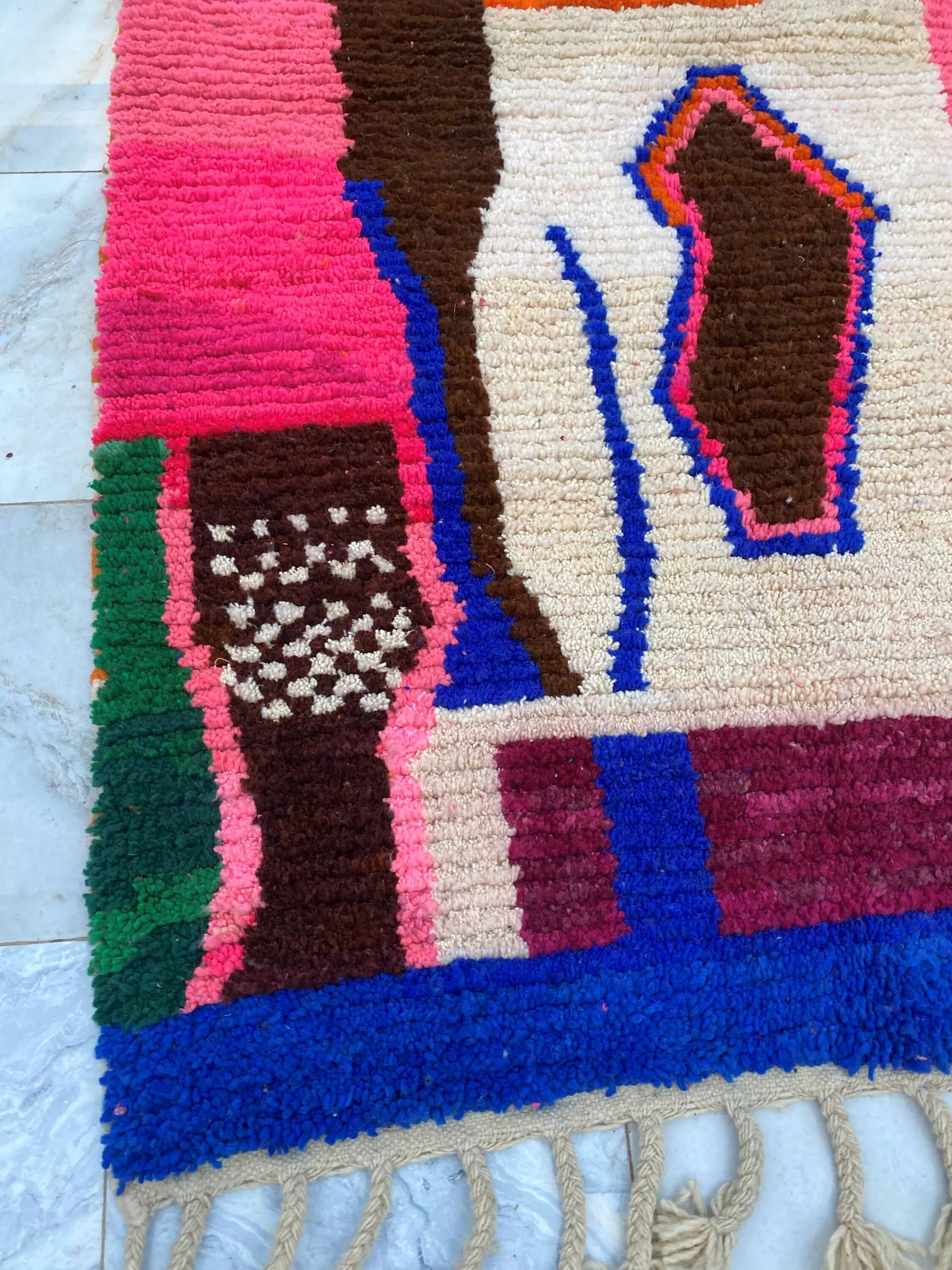 Handmade traditional carpet 250cm x 150cm Moroccan
