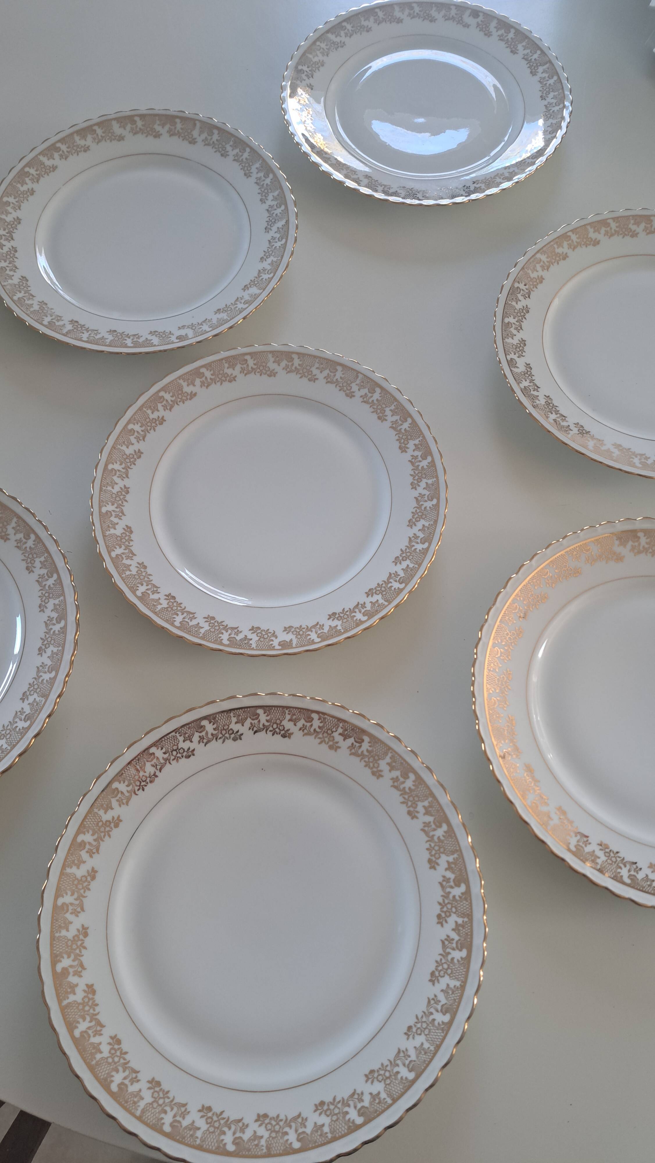 Set of 8 Limoges porcelain plates ADP ROYAL.