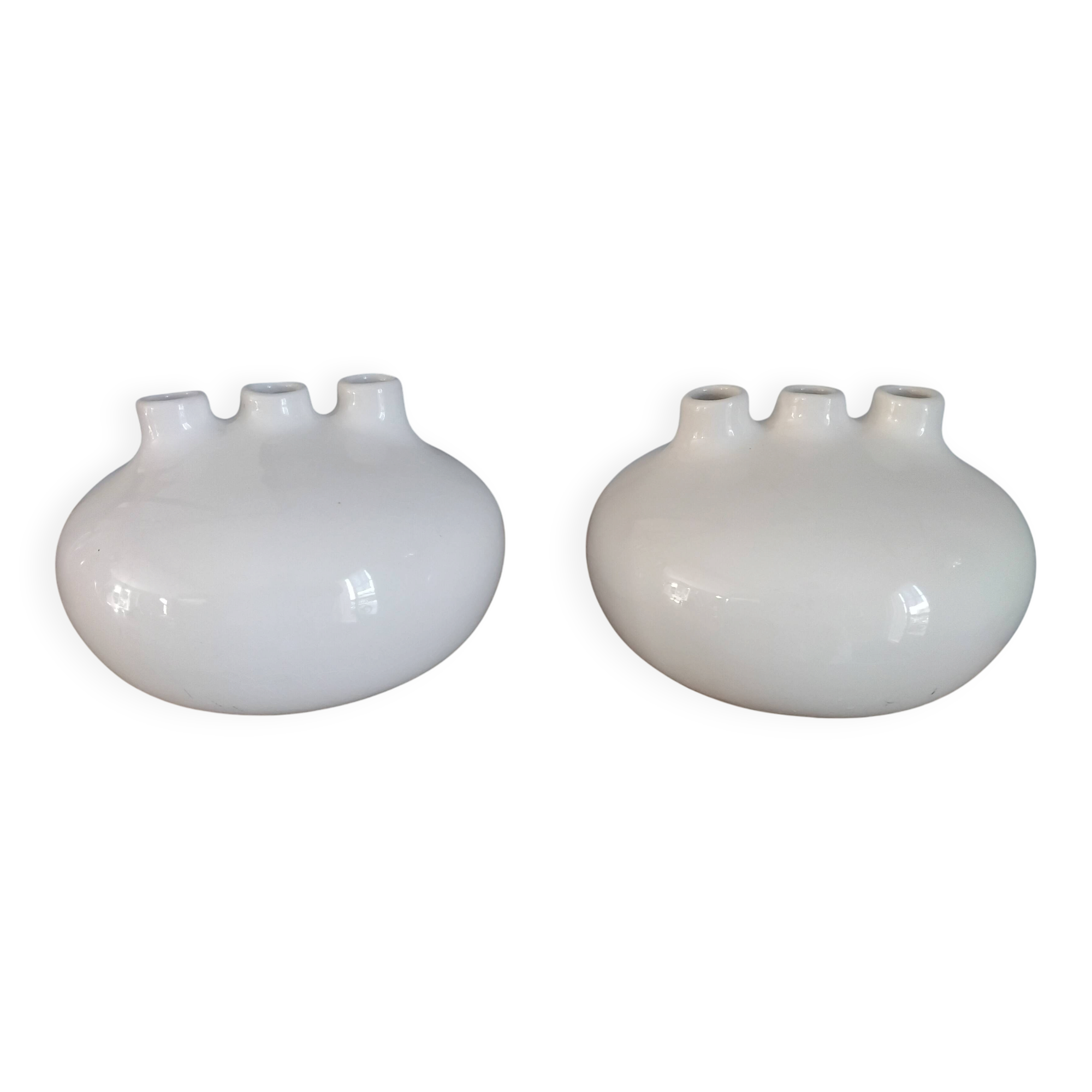 Pair of vintage crackled design soliflore vases