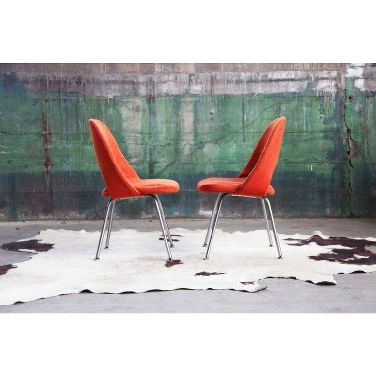 Set of 8 chairs in chrome steel and orange wool, 1960