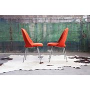 Ensemble de 8 chaises en acier chromé et laine orange, 1960
