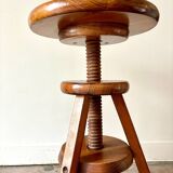 Wooden screw tripod stool