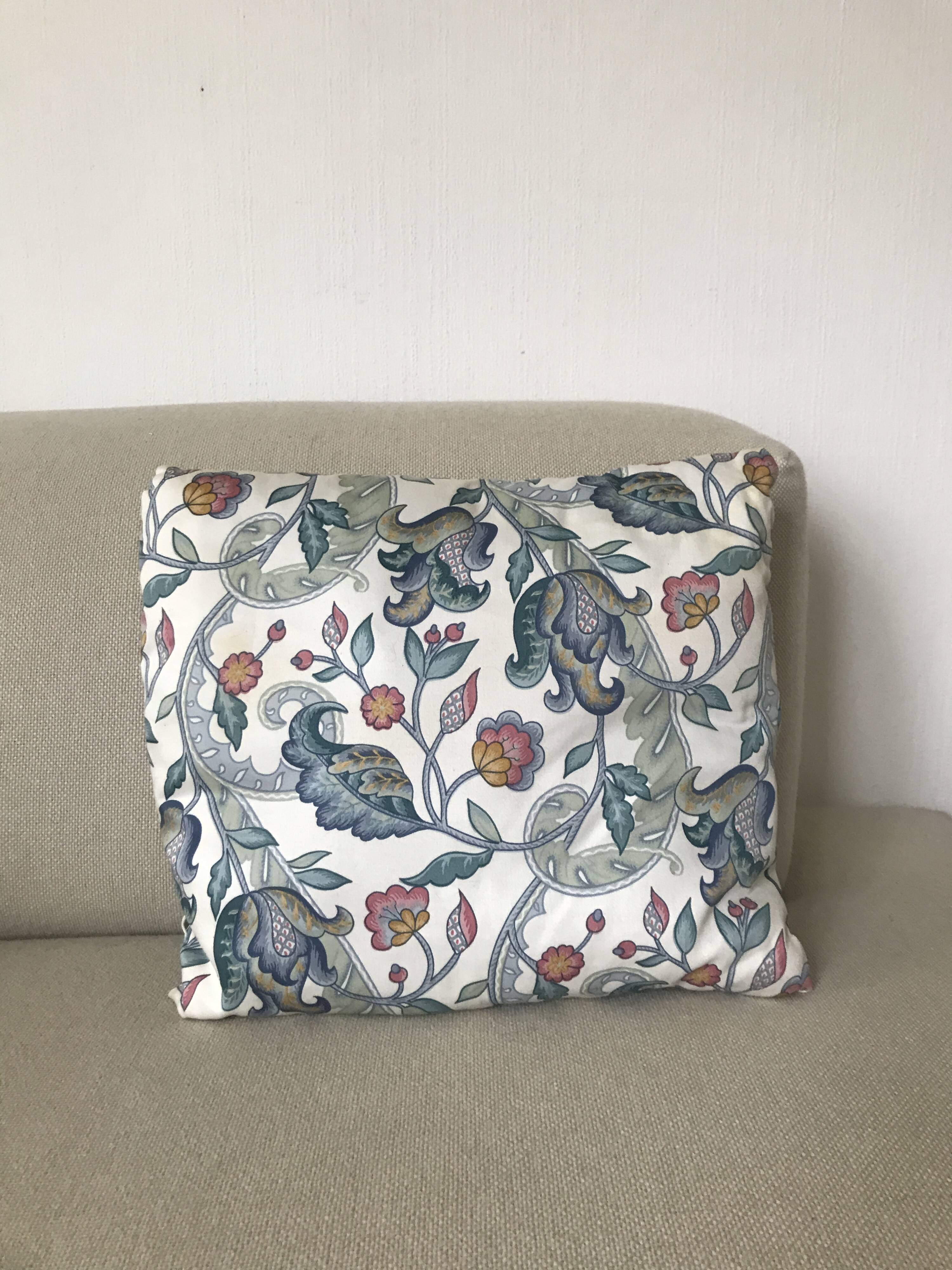 Duo de coussins vintage, tissus anglais