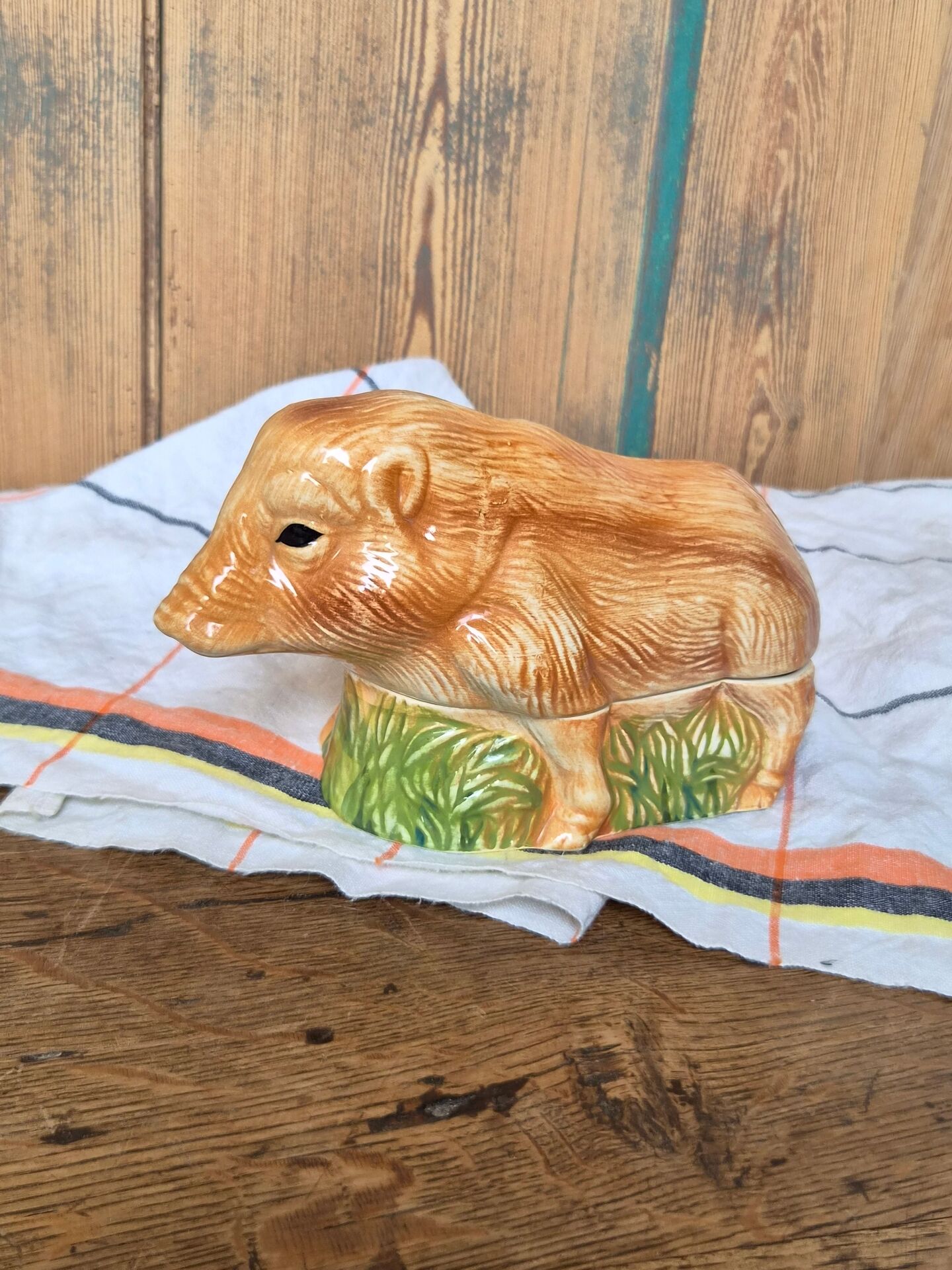 ​Terrine Sanglier Marcassin en Faïence Vintage - Signée Michel Caugant