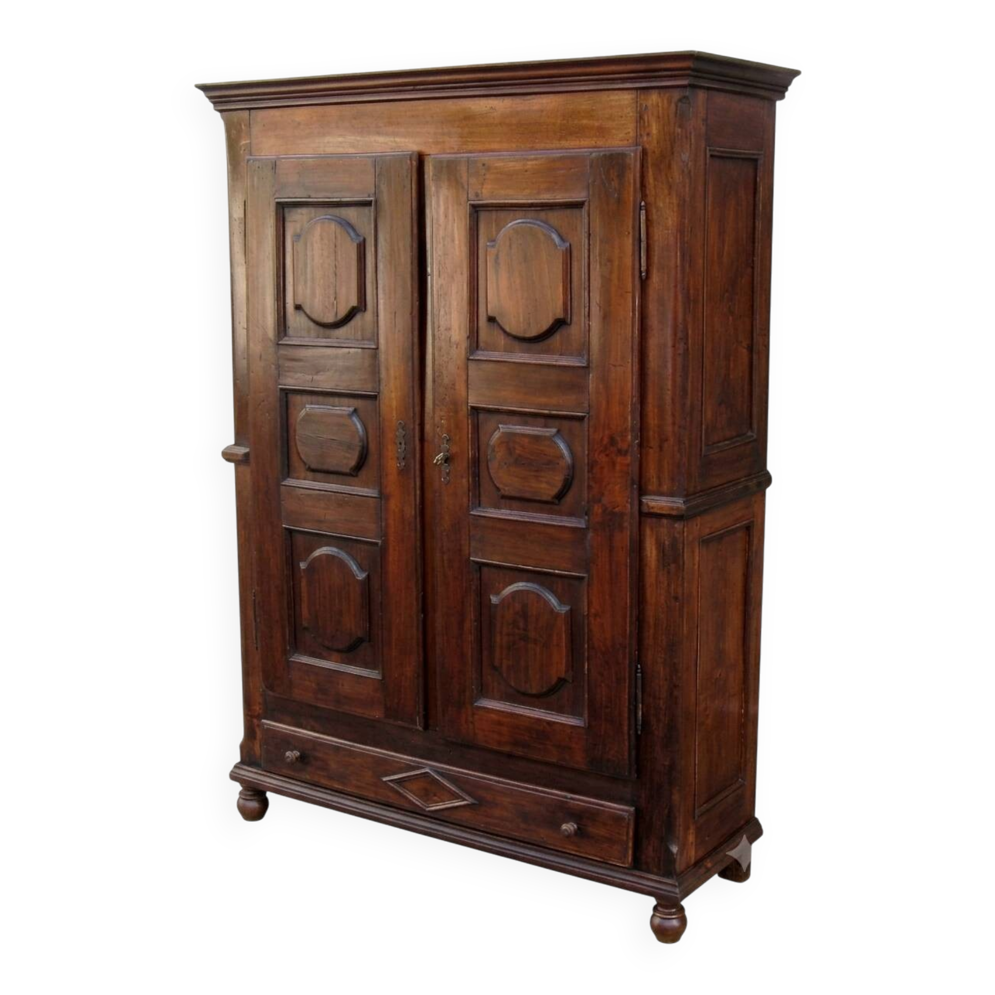 Antique panelled wardrobe from the 19th century.