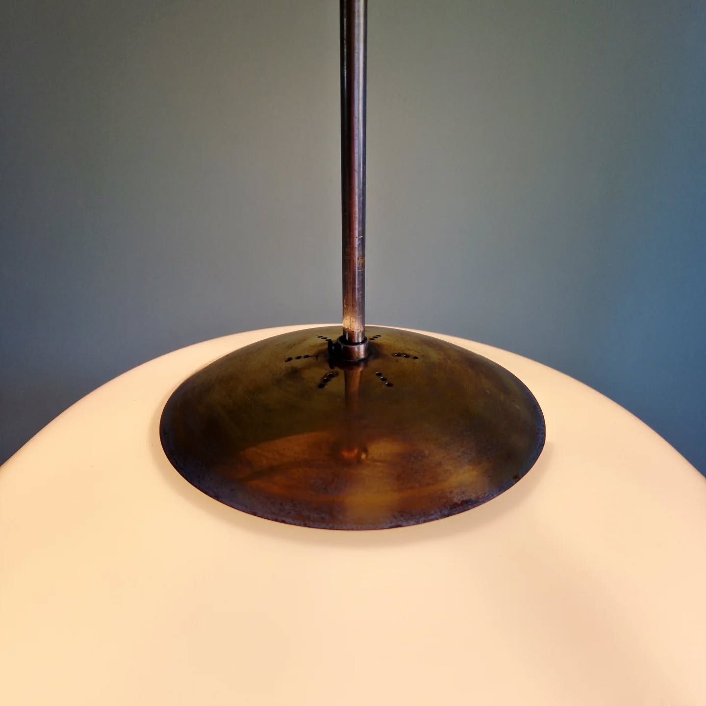 Bauhaus XXL suspension in white opaline, 1930s