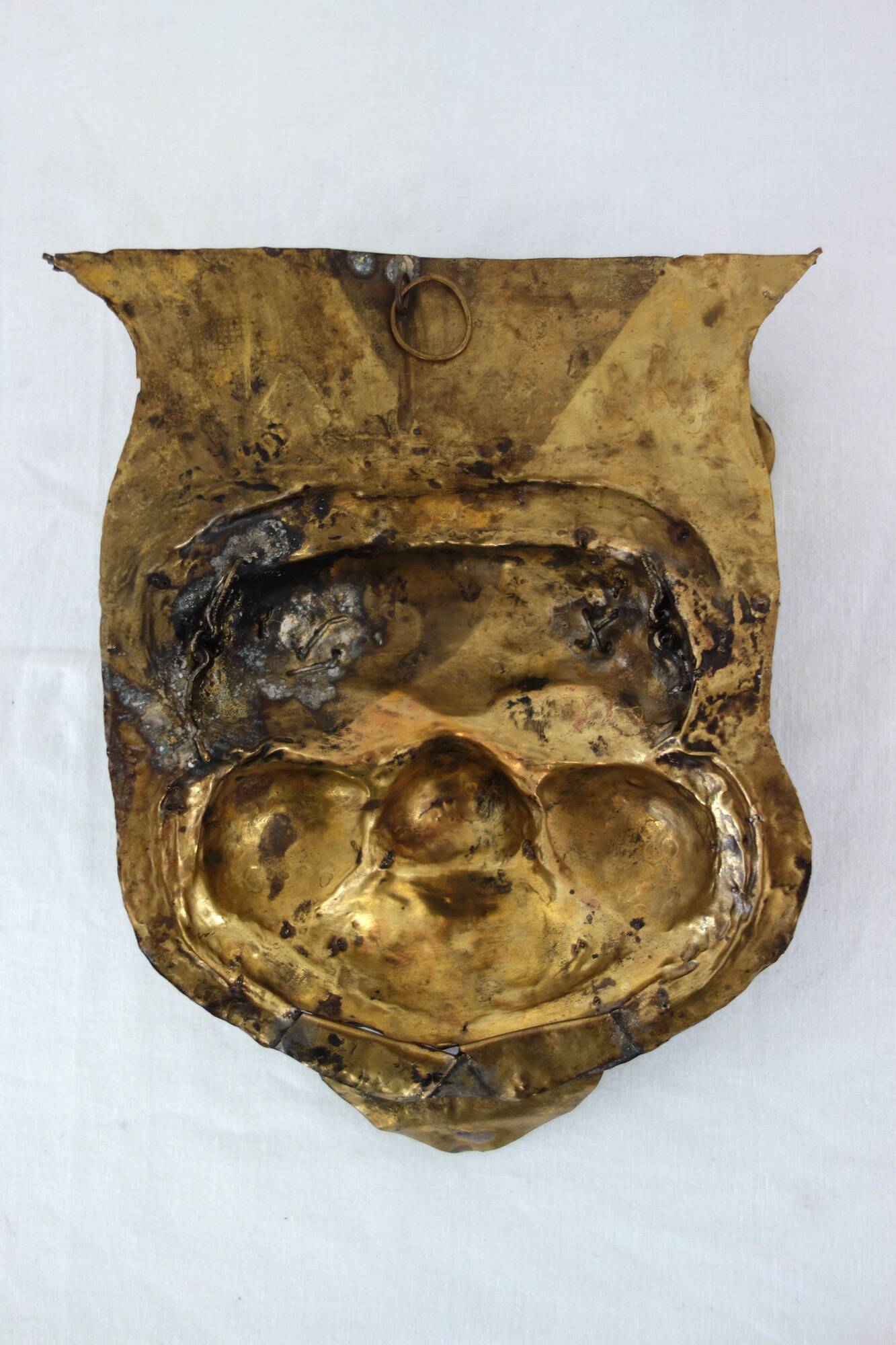 Vintage ritual mask in repoussé brass from Nepal/Tibet.