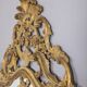 MIROIR MURAL DU DÉBUT DU XXE SIÈCLE EN BOIS DORÉ DE STYLE BAROQUE